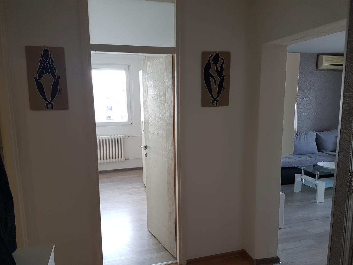 Apartman Vuk - Stan Na Dan Banja Luka Ngoại thất bức ảnh